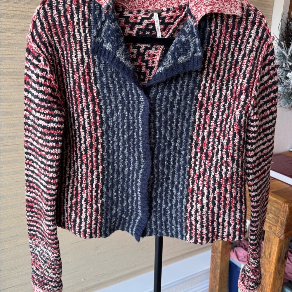 Free People Mixed Knit Wool Blend Cropped SweaterSz Small Open Back Snap Front - Picture 4 of 14